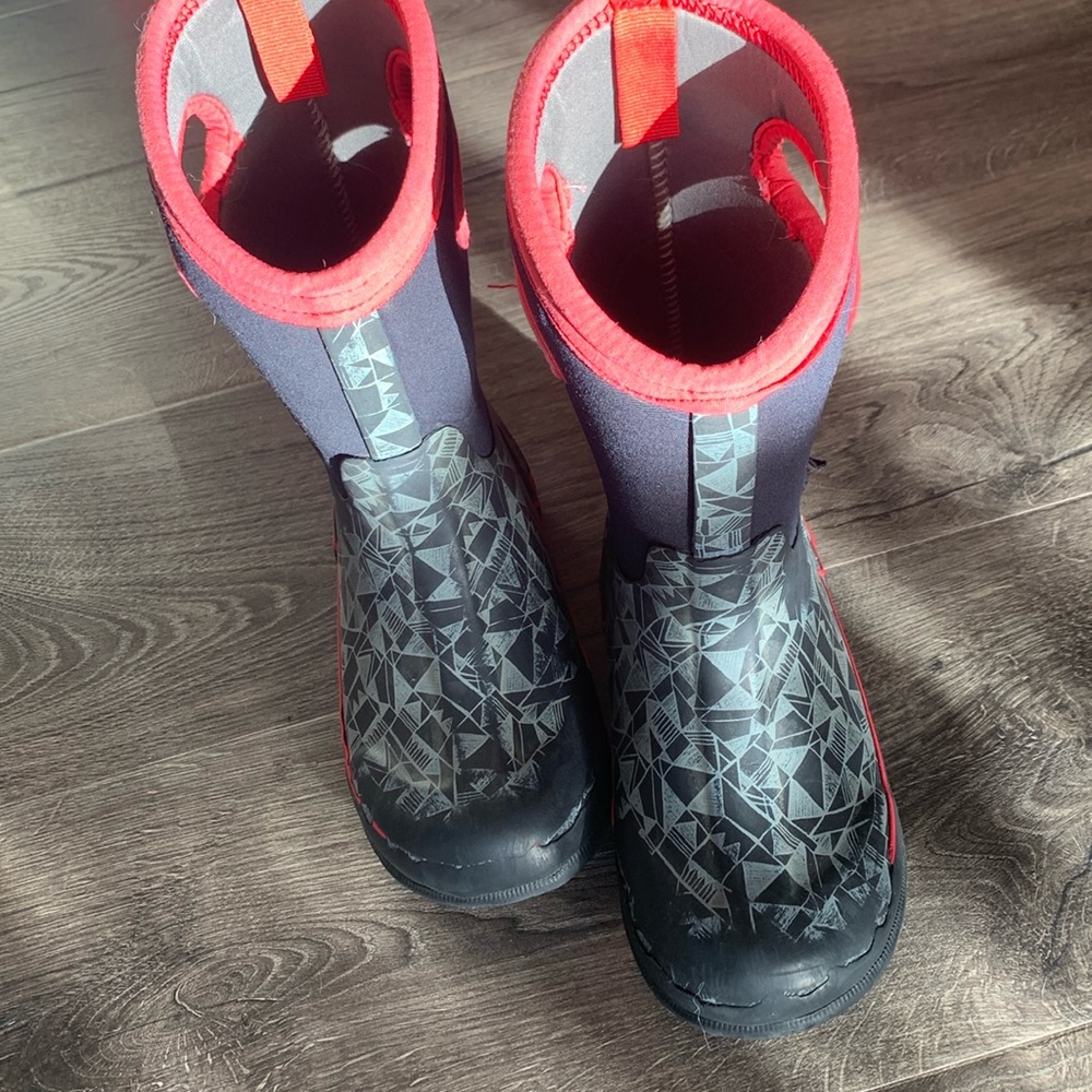 Kids Bogs Size 13